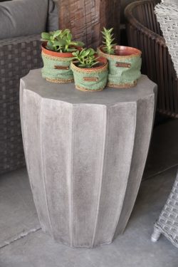 Alcamo side table