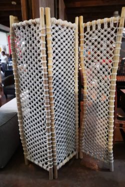 Divider with Macramé
