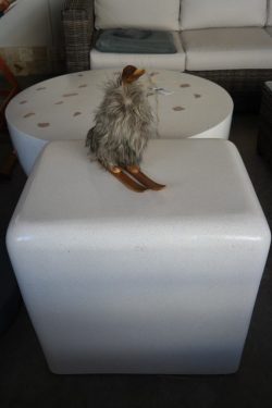 Aux table terrazzo cement white