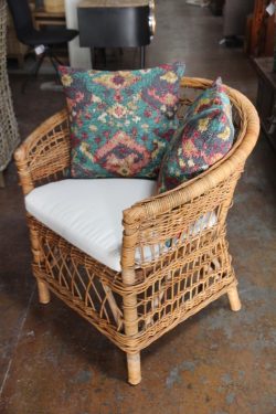 Occasional chair natural