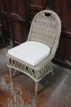 Colon armchair