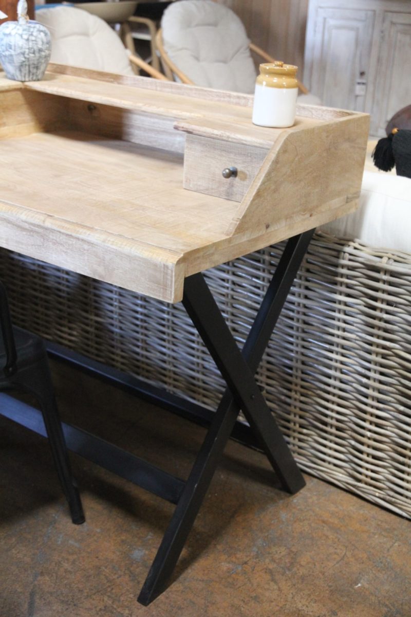Wooden study table - Image 2