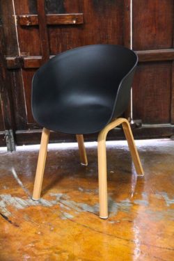 Leisure tub chair