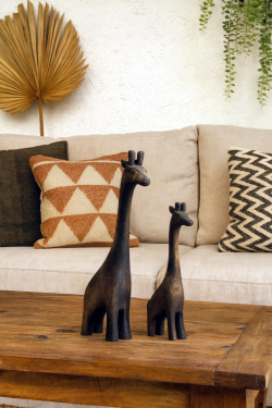 Wooden giraffe set of 2