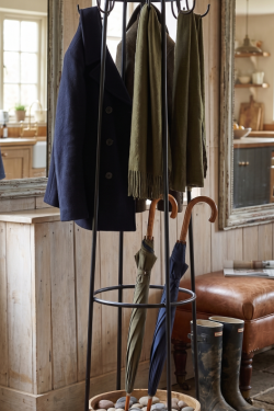 Iron coat hanger