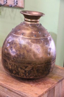 Brass pot