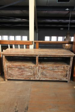 Wooden plasma sideboard