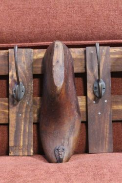 Wooden three shoe mould hanger