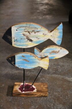 Wooden 3 fish on a stand