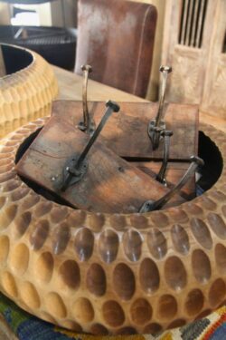 Wooden 2 hook hanger