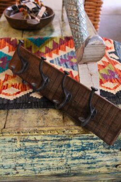 Wooden 4 hook hanger