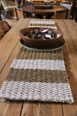 Table runner