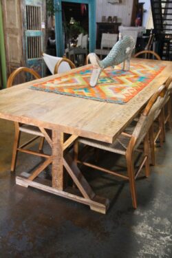 Homestead dining table