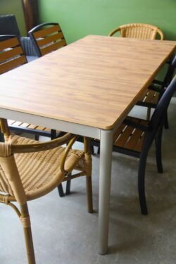Aluminum table